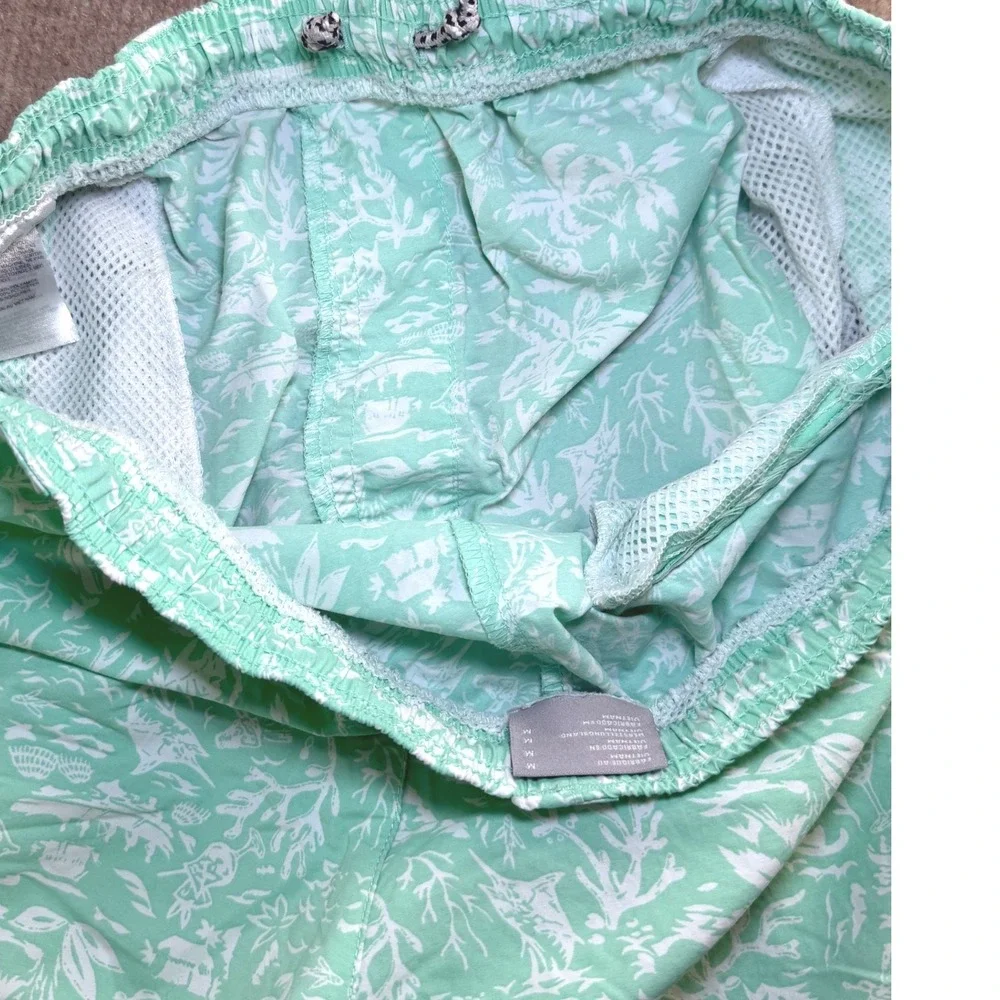 Columbia PFG Backcast III Water Shorts Mens Medium Mint Green Tropical FM1107